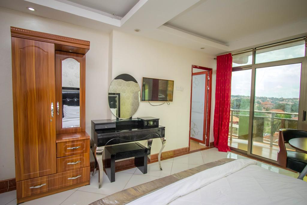 Sal'S Boutique Hotel Кампала Экстерьер фото